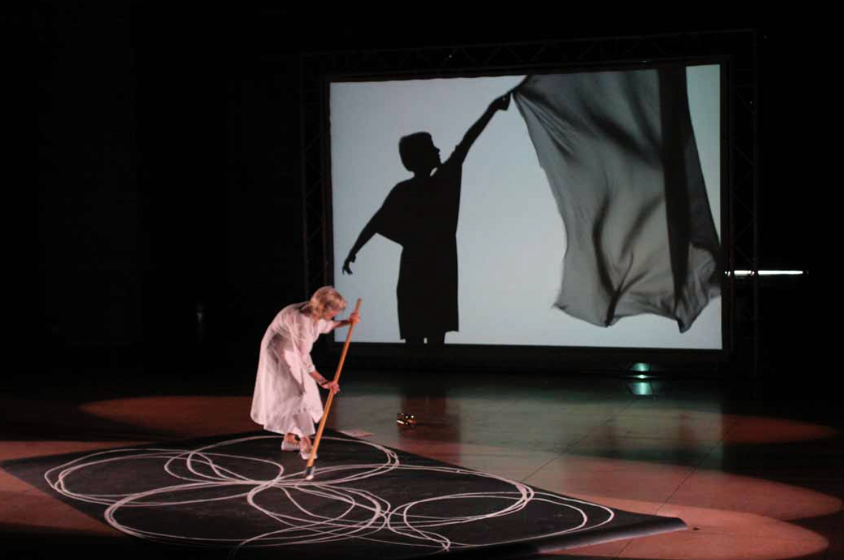 Figure 1: The Hand Reverts To Its Own Movement, from Fondazione Antoni Ratti’s website.